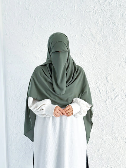 قناع السِتر من مكنون