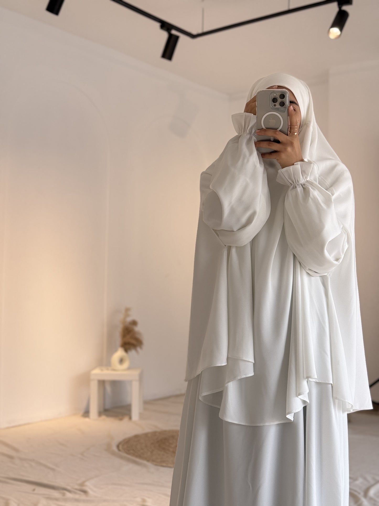 مسدل المكنونات