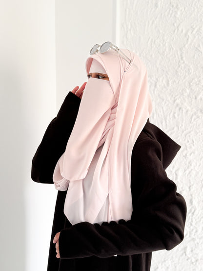 قناع السِتر من مكنون
