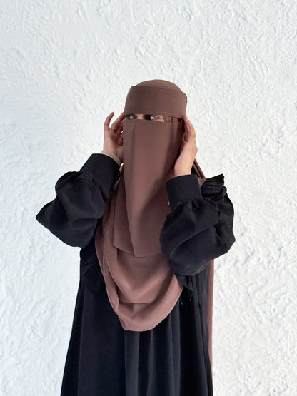 قناع السِتر من مكنون