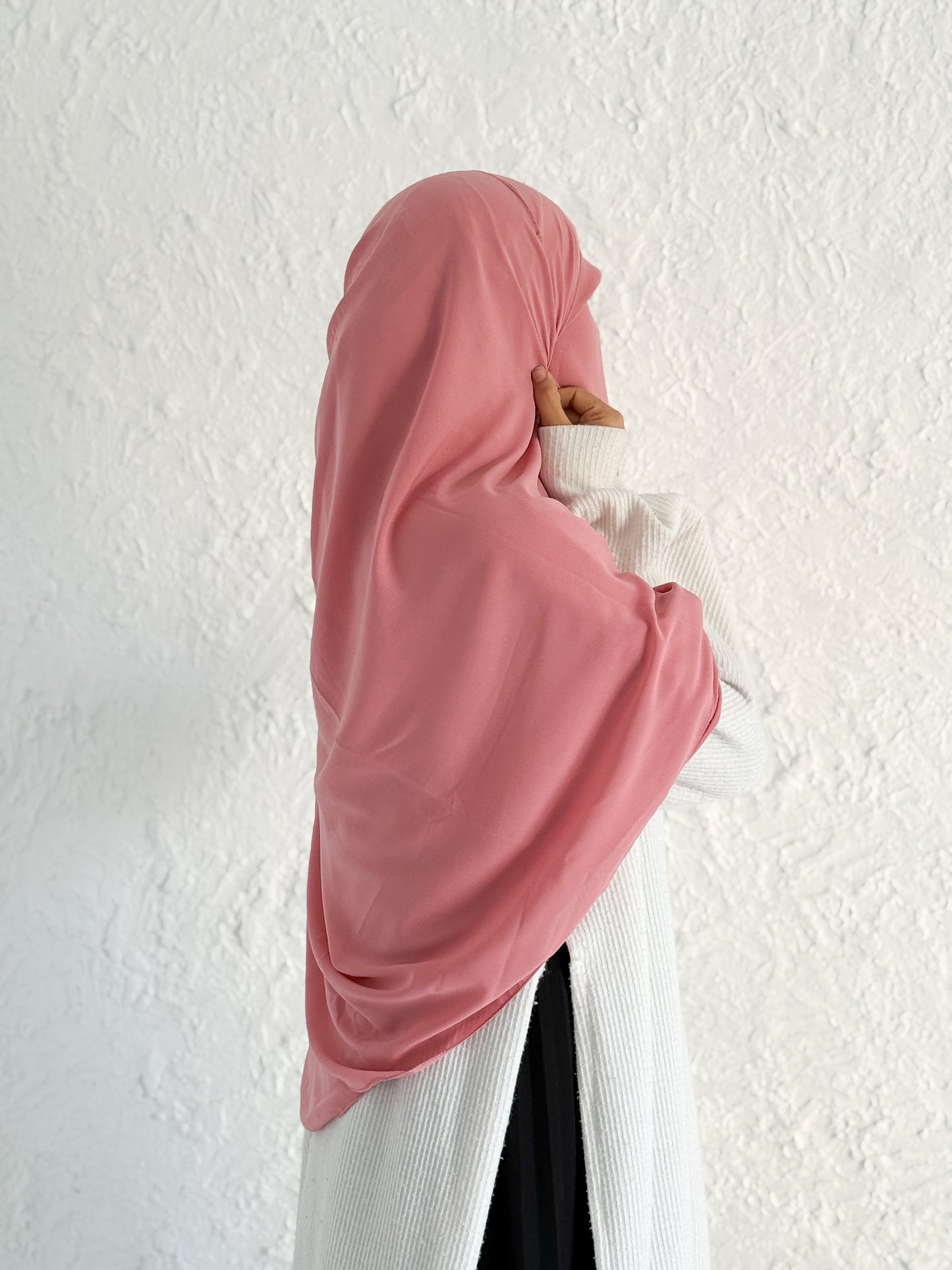 قناع السِتر من مكنون