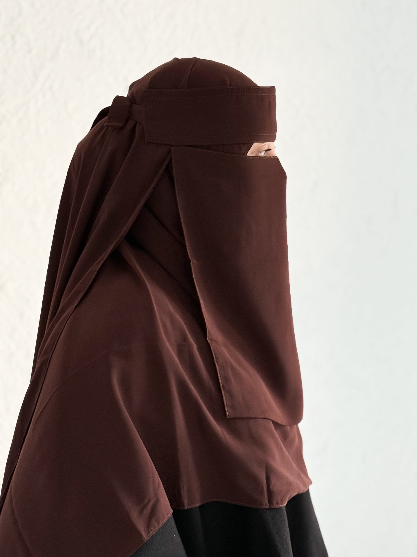 قناع السِتر من مكنون