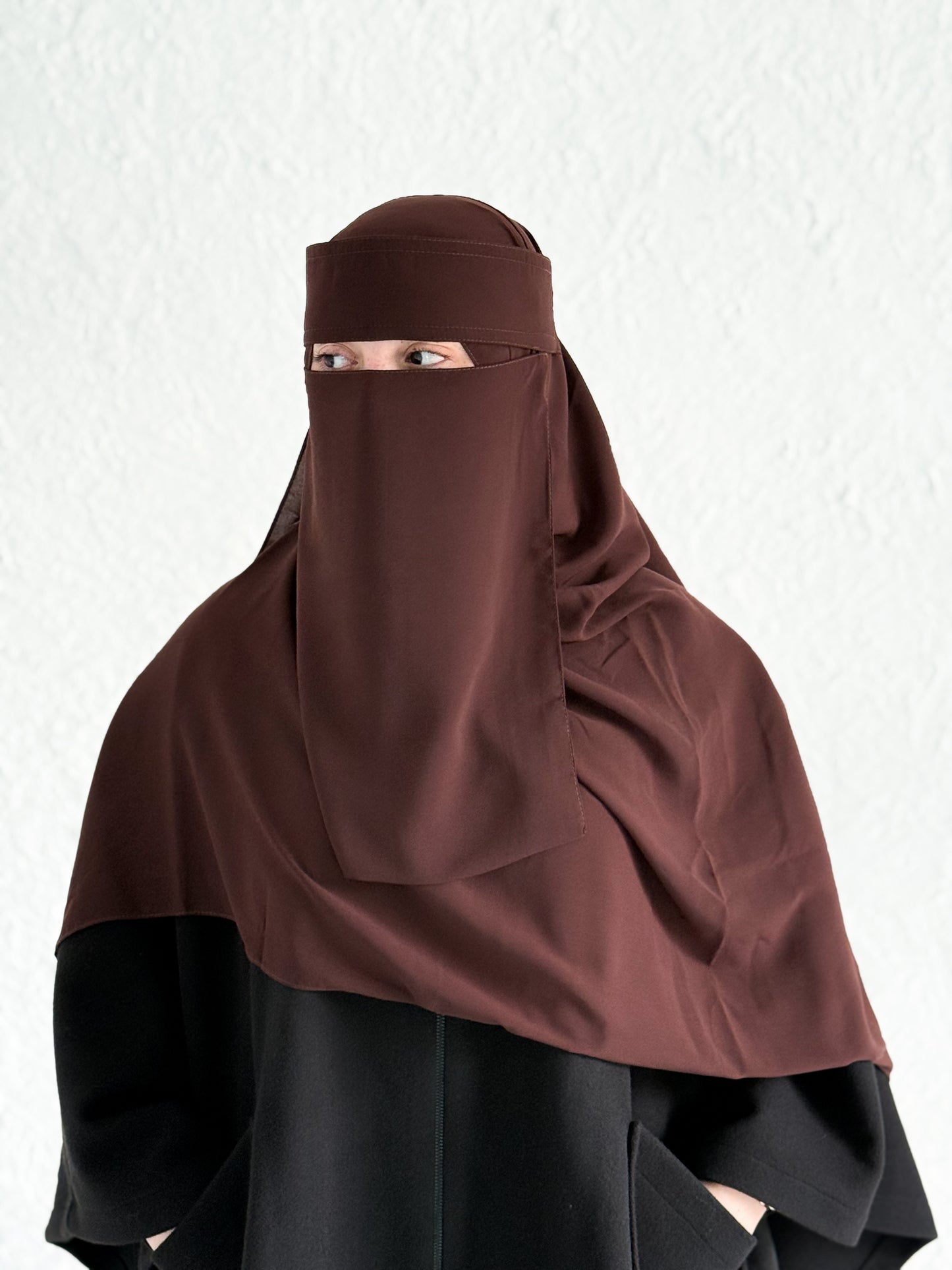 قناع السِتر من مكنون