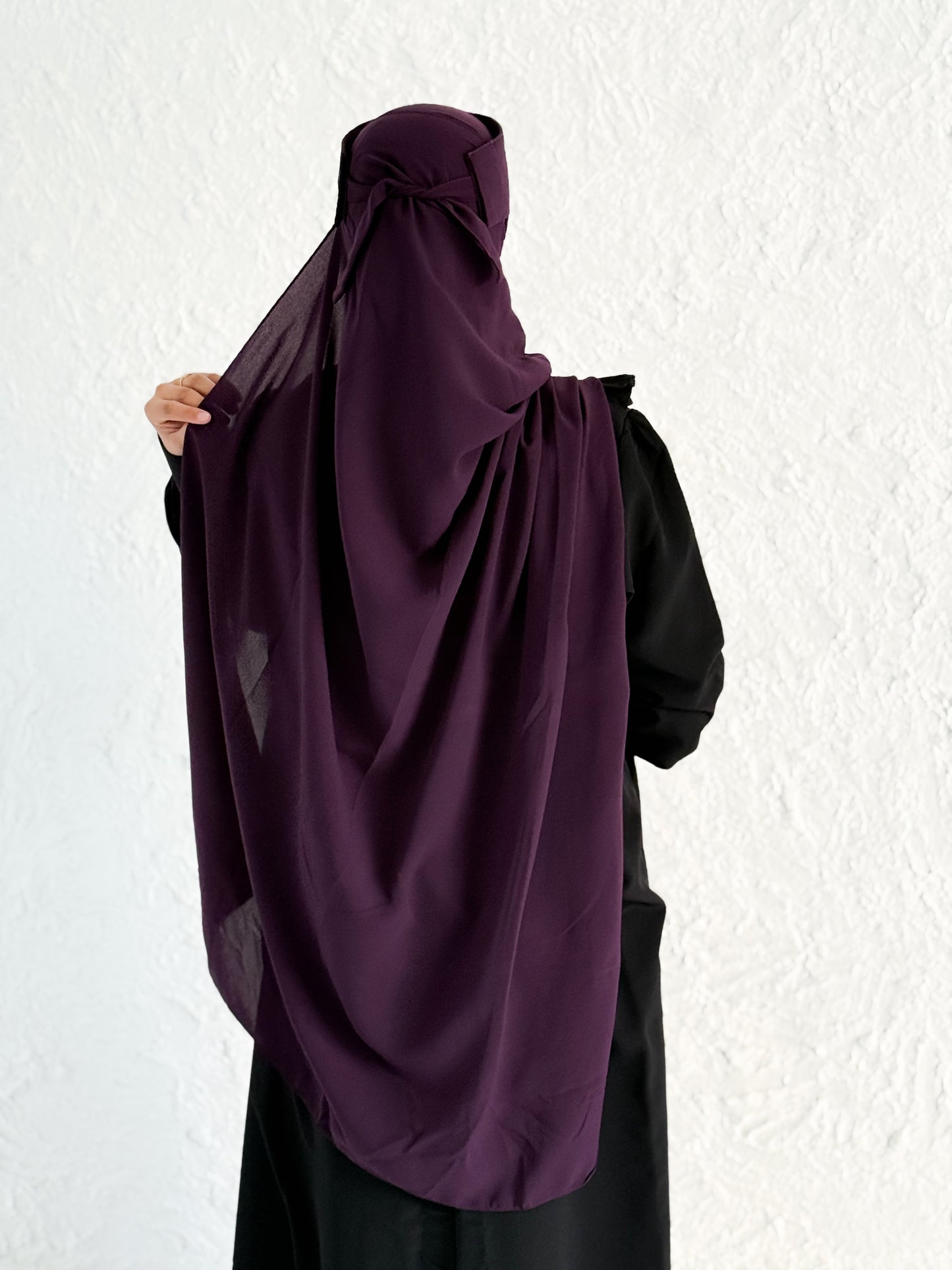قناع السِتر من مكنون