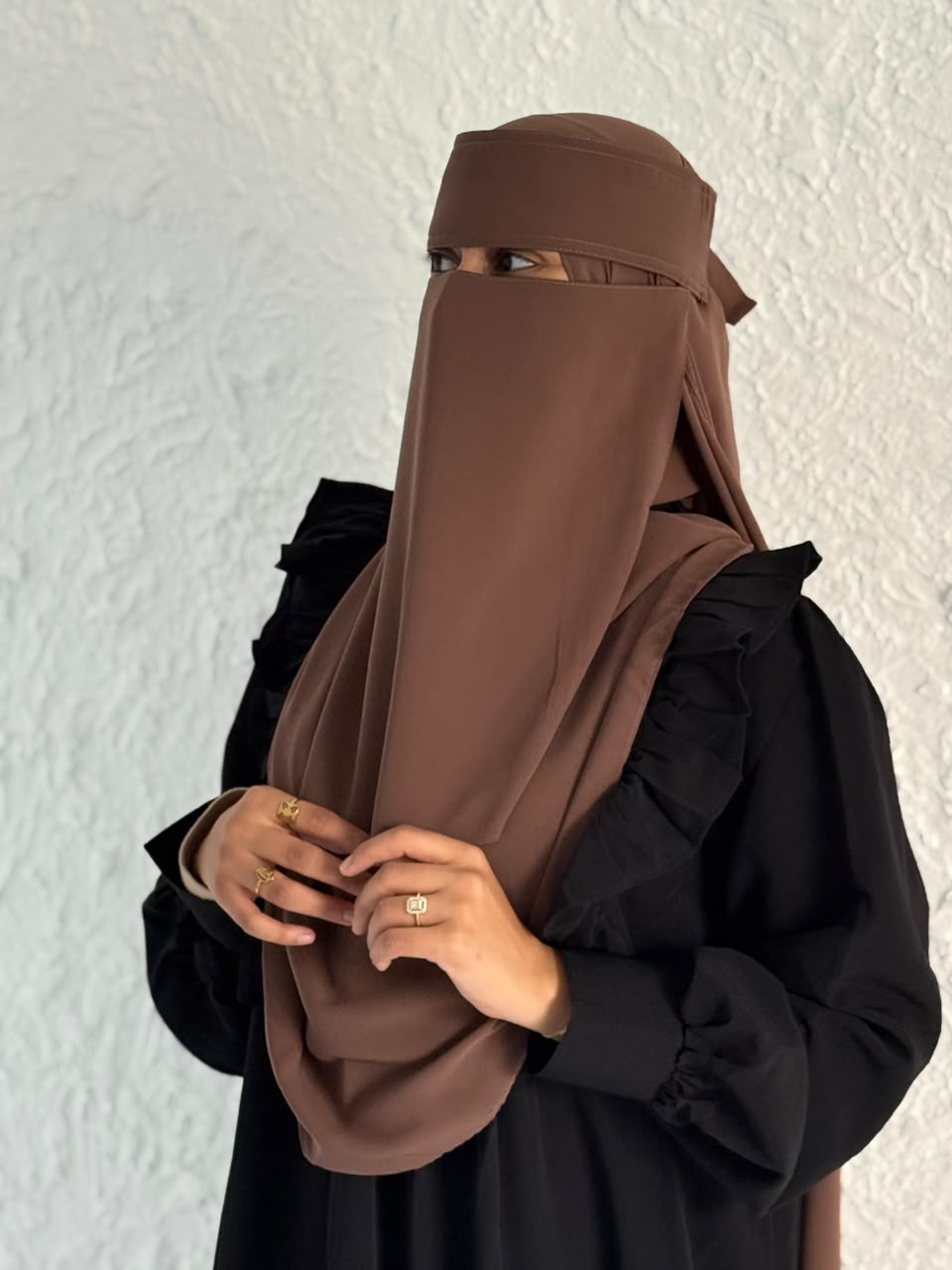 قناع السِتر من مكنون