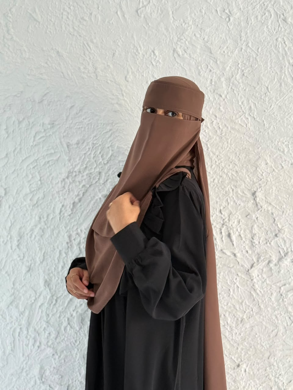 قناع السِتر من مكنون